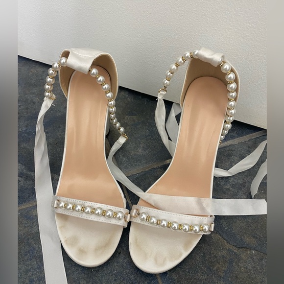 COPY - SHEIN Bow & Faux Pearl Decor Satin Chunky Heeled Ankle Strap Sandals - Picture 6 of 8